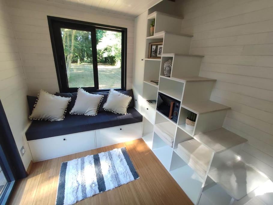 Вилла Tiny House Chez Caroline Gaillan-en-Medoc Экстерьер фото