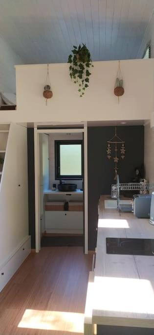 Вилла Tiny House Chez Caroline Gaillan-en-Medoc Экстерьер фото